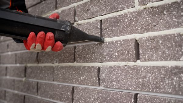 Masonry Tuckpointing Service